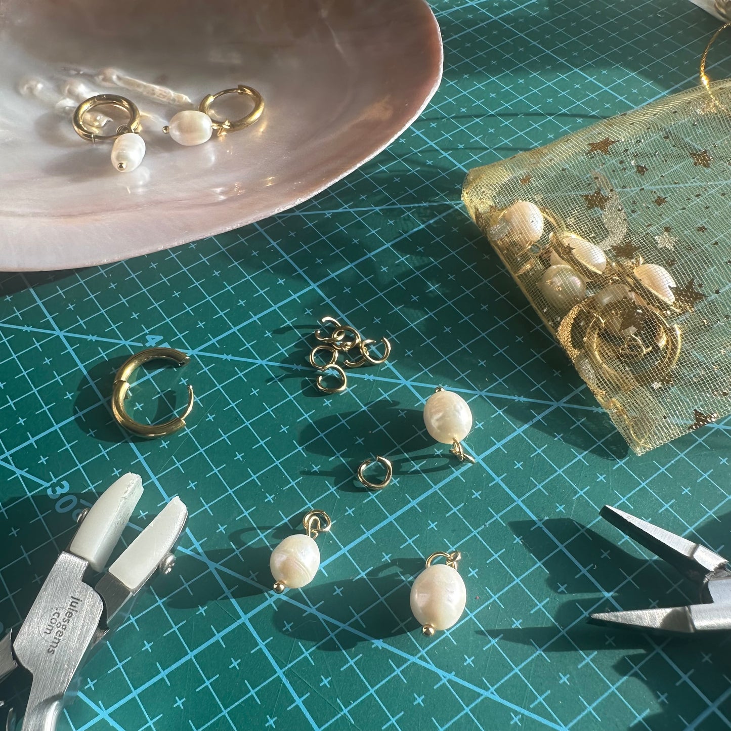 Natural Drop Pearl Detachable Charm Hoop Earrings