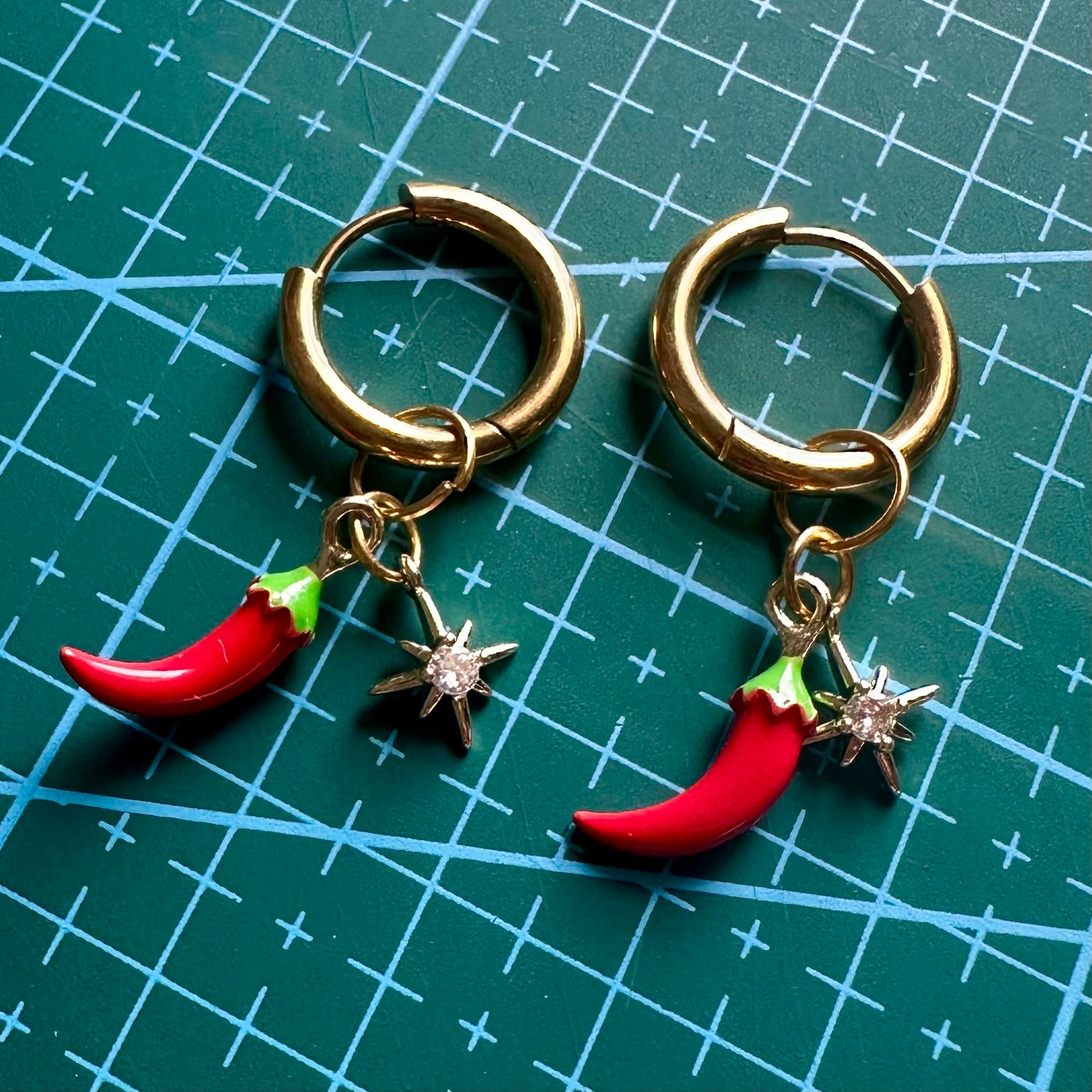 The Mundane gift shop - chilli Earrings - HOT HOT Chilli collection - Gift for her -  gift for foodies