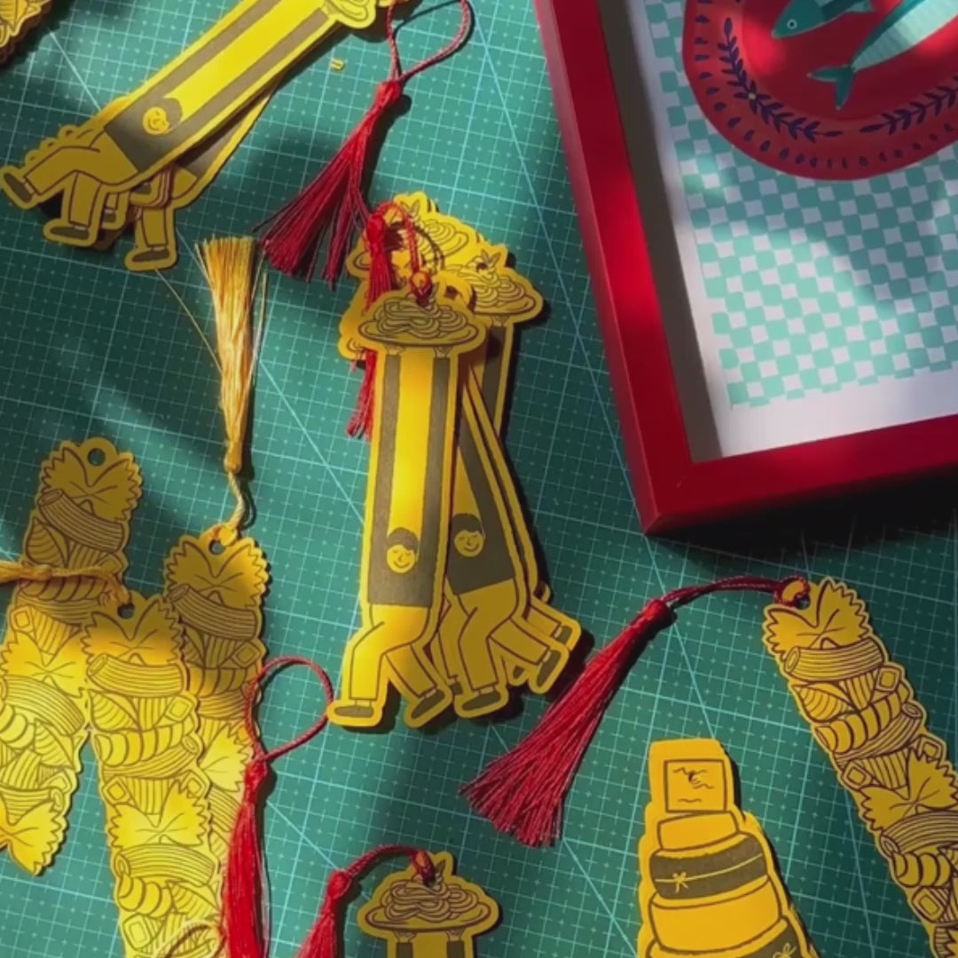 The mundane Brighton gift shop - different shape pasta falling video animation - Pasta Bookmarks - Gift for pasta lover